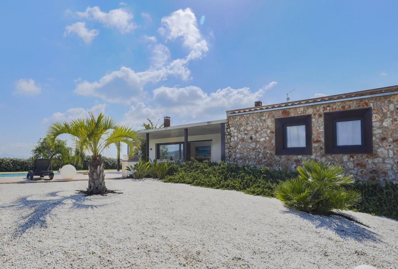 Son Amer Villa *